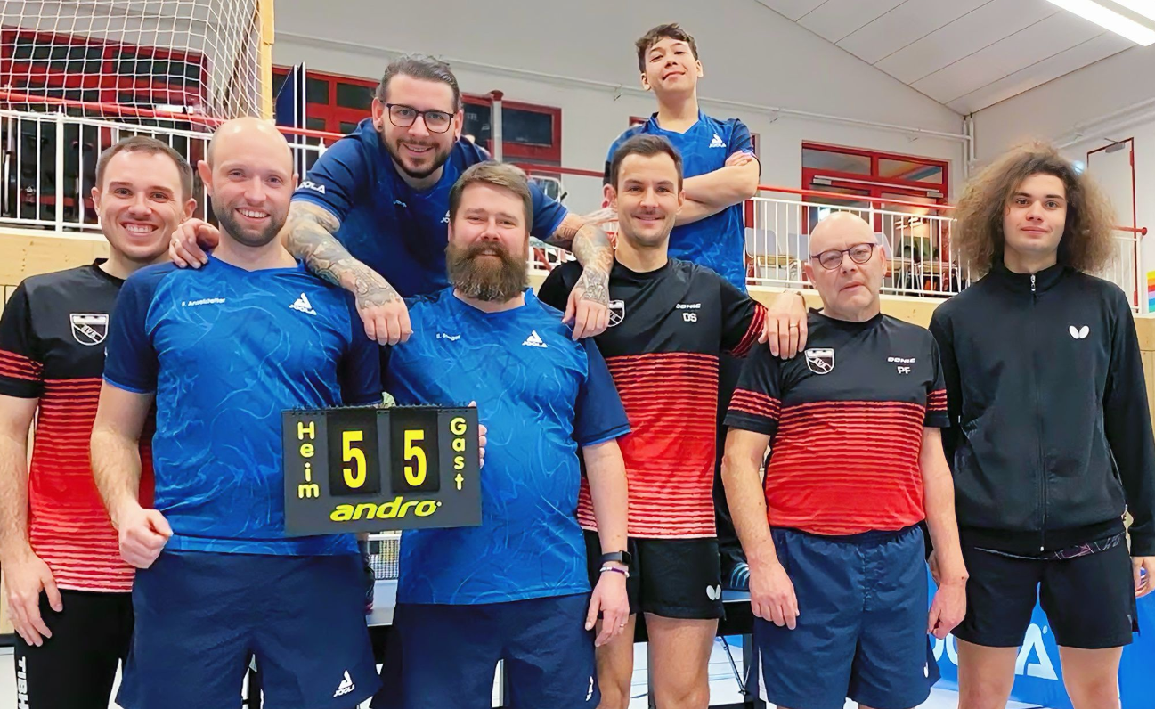 v.l.: Daniel Schäffer, Florian Anselstetter, Uwe Steger, Uwe Blaufelder, Daniel Sauer, Timo Westphal, Peter Fenn, Dennis Grimm